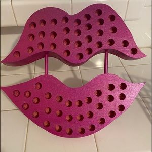 Lipsense display holder.